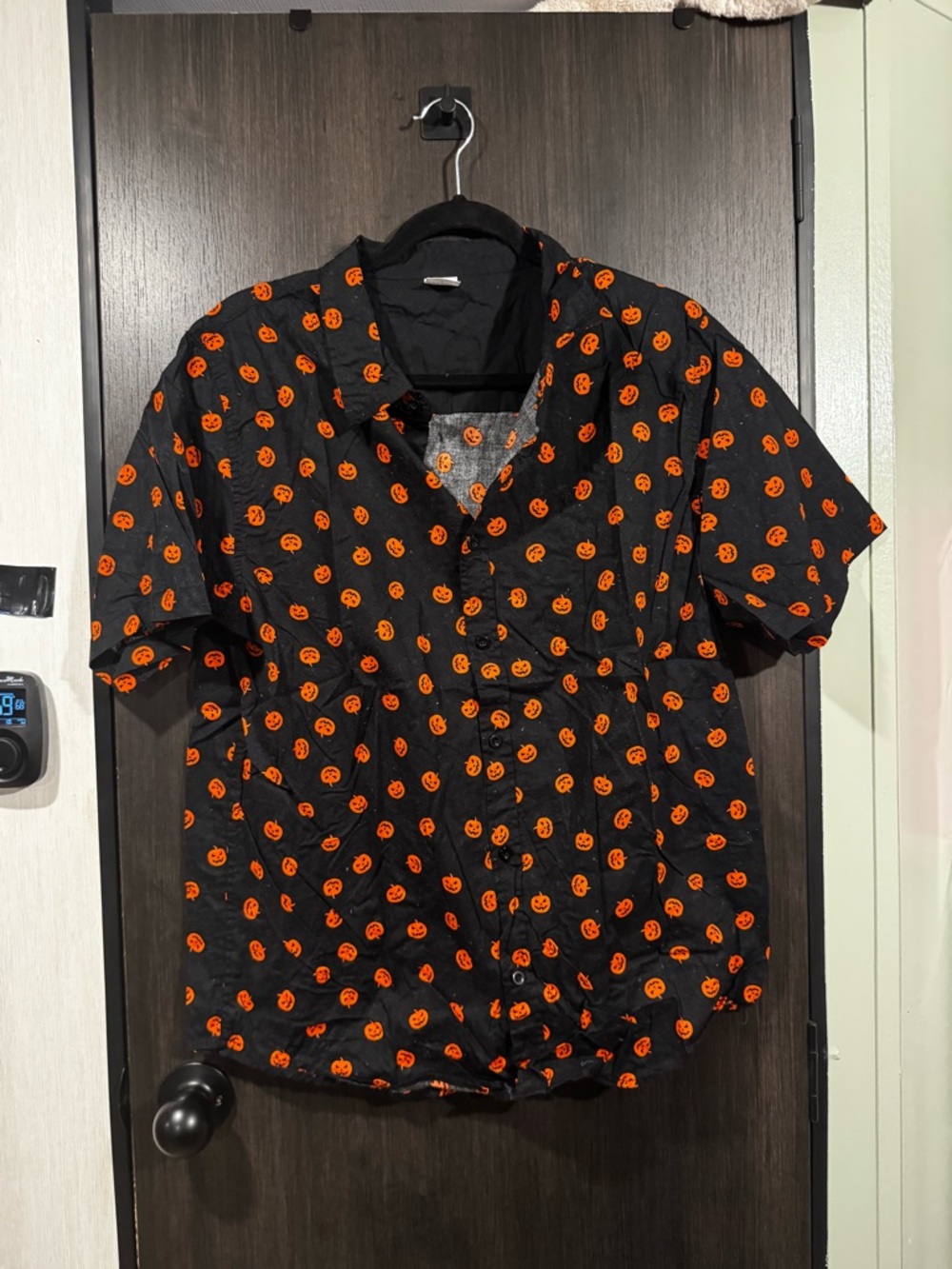 Spirit Black Short-Sleeve Button-Down Shirt with Orange Pumpkin Print